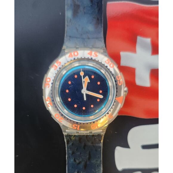 Vintage Swatch Scuba watch WATER DROP SDK123 New old stock with case and battery - Picture 1 of 5
